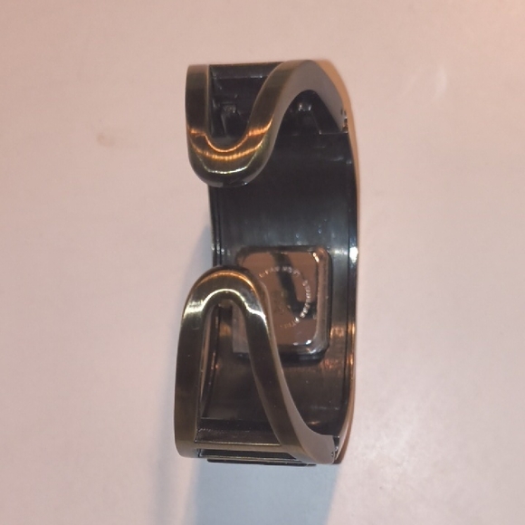 Avon Gold and Blue Women's Watch - Picture 3 of 5